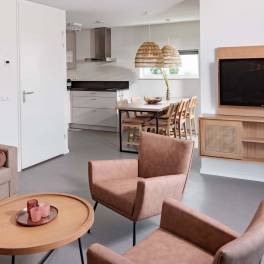 The Woonkamer of nr. 011 - type Bungalow 6B in Duinresort Dunimar