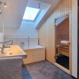 The Badkamer of Type Hennenkobel - 6 pers. in Landal Arber