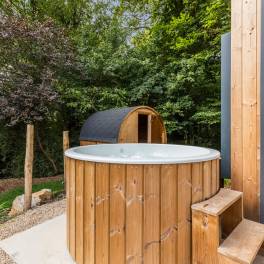 The Buiten of Type Bellevue Loft Wellness - 4-6BE1 in Landal Namur Nature
