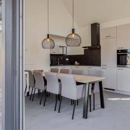 The Woonkamer of nr. 014 - type Strandlodge 8 in Vakantiepark Boomhiemke