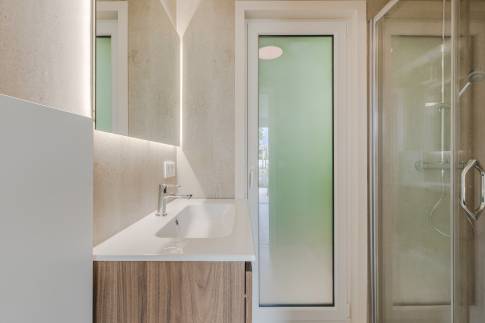 The Badkamer 1 of Type Bellevue Loft Kids - 4-6BK in Landal Namur Nature
