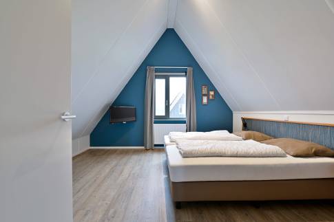 The Slaapkamer 2 of nr. 222 - type 6C2  in Landal De Reeuwijkse Plassen