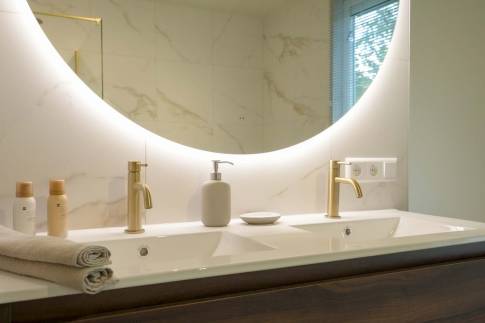 The Badkamer of Type Extra Luxe Wellness - 2ELW in Landal De Wielsche Dreef
