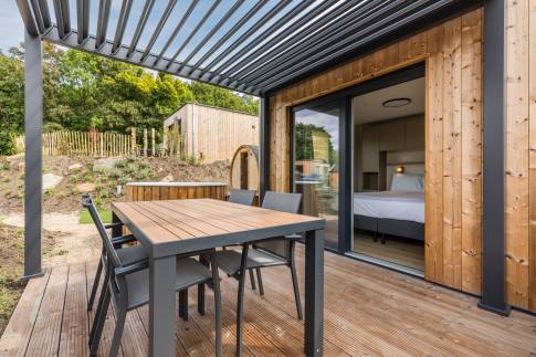 The Terras of Type Lodge de l'Horizon Wellness - 4BE4 in Landal Namur Nature