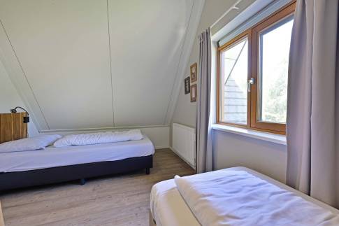 The Slaapkamer 2 of nr. 033 - type 4C in Landal De Reeuwijkse Plassen