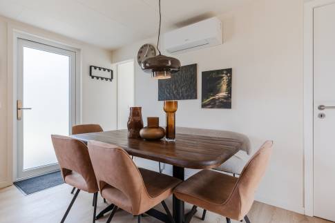 The Eetkamer of Type Bellevue Loft Wellness - 4-6BE1 in Landal Namur Nature