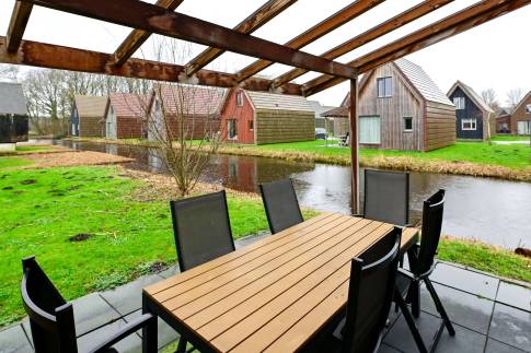 The Terras of nr. 222 - type 6C2  in Landal De Reeuwijkse Plassen