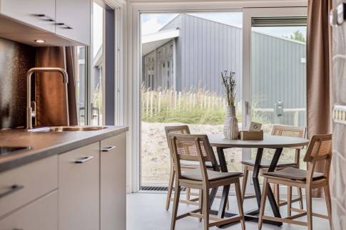 The Woonkamer of Type Strandlodge 4 in Vakantiepark Boomhiemke