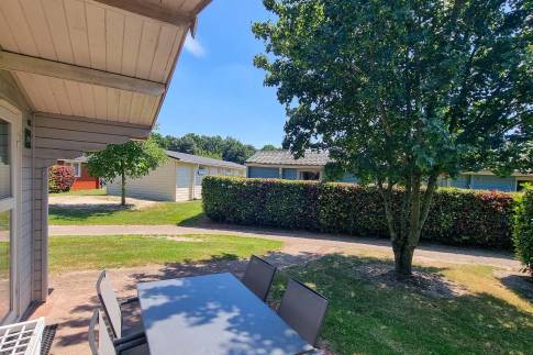 The Terras of Type Buitenverblijf Wellness 4 - nr. 294 in Resort Arcen