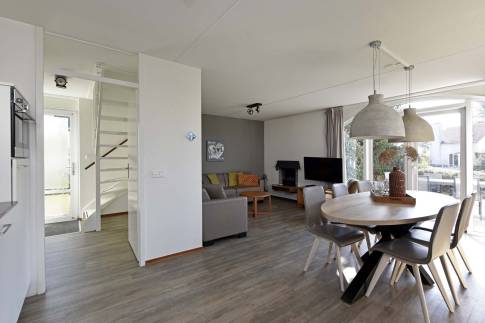 The Eetkamer of nr. 203 - type Luxe Villa 6B in Resort Arcen