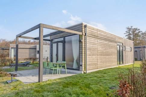 The Buiten of nr. 043 - Lodge 4B in Landal Park Wijdenes