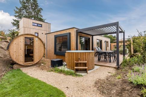 The Buiten of Type Lodge de l'Horizon Wellness - 4BE4 in Landal Namur Nature