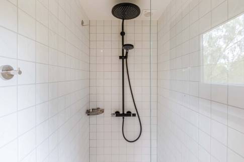 The Badkamer 1 of Type Into the Woods - nr. 103 in Roompot Gulpen