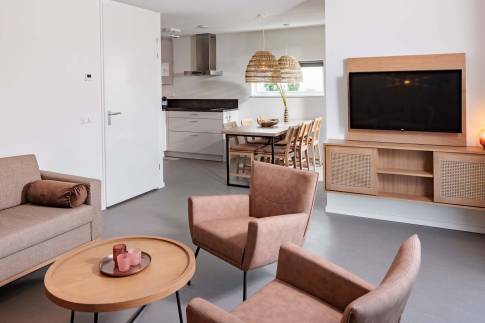The Woonkamer of nr. 011 - type Bungalow 6B in Duinresort Dunimar