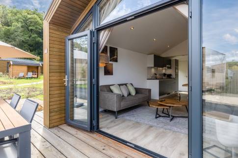The Buiten of Type Lodge de l'Horizon - 4B2 in Landal Namur Nature