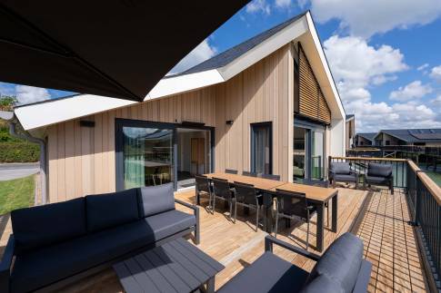 The Buiten of Type Watervilla Luxe 8 - nr. 402 in Landal Zeebad