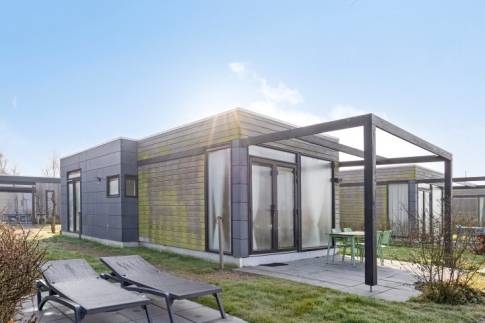 The Tuin of nr. 043 - Lodge 4B in Landal Park Wijdenes