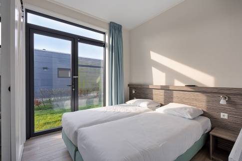 The Slaapkamer 1 of nr. 043 - Lodge 4B in Landal Park Wijdenes