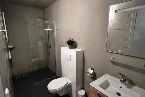 The Badkamer 2 of nr. 139 - type Hillside Family 6 in Landal Gulpen
