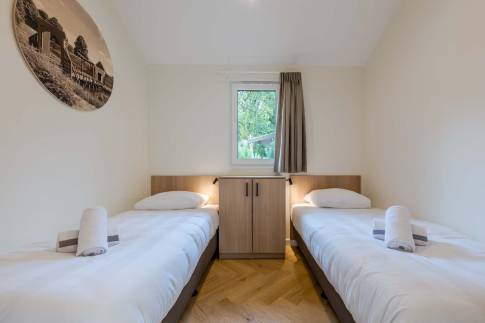 The Slaapkamer 2 of Type Greenhouse - 4C3 in Landal Landgoed Bourtange