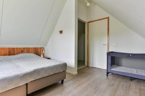 The Slaapkamer 1 of nr. 086 - type 8C2 in Landal De Reeuwijkse Plassen