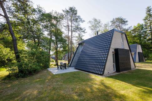 The Tuin of nr. 002 Anijs - type Comfort Classic 4 in Landal Bungalowpark Hoenderloo