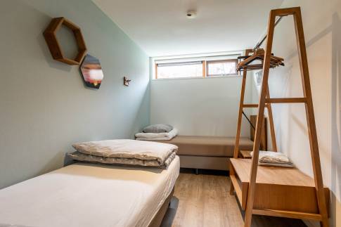 The Slaapkamer 2 of Type Vogelenzang 8C - nr. 140 in Landal De Reeuwijkse Plassen