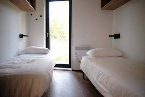 The Slaapkamer of nr. 044 - type Circle lodge 10 in Landal Gulpen