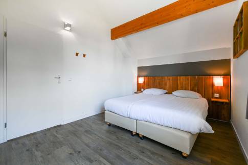 The Slaapkamer 2 of nr. 262 - type 8L1 in Landal Beach Resort Ooghduyne
