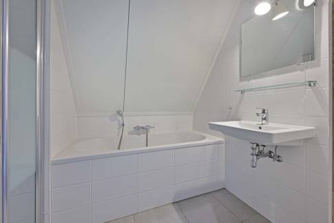 The Badkamer of nr. 033 - type 4C in Landal De Reeuwijkse Plassen