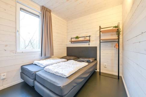 The Slaapkamer 2 of nr. 022 - type Lodge 6 in Vakantiepark Schaijk