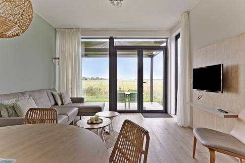 The Woonkamer of nr. 039 - Lodge 4B in Landal Park Wijdenes