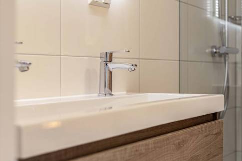 The Badkamer 3 of Type Strandlodge 8 - nr. 14 in Vakantiepark Boomhiemke