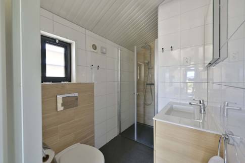 The Badkamer 1 of Type Lighthouse Adventure - nr. 63 in Landal Ameland