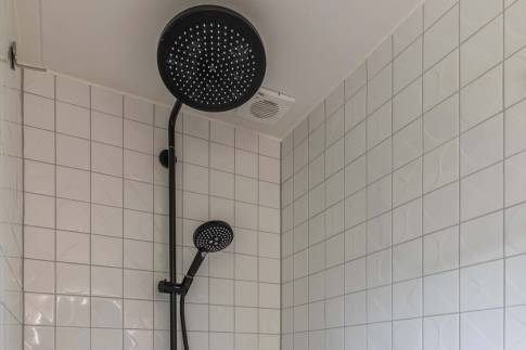 The Badkamer 2 of Type Into the Woods - nr. 103 in Roompot Gulpen