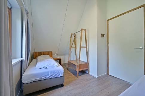 The Slaapkamer 2 of nr. 033 - type 4C in Landal De Reeuwijkse Plassen