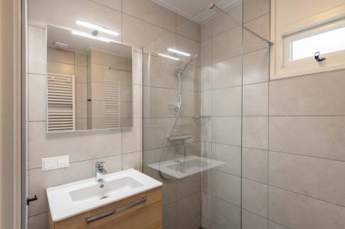 The Badkamer of nr. 049 - type Bungalow 6C in Landal De Peel