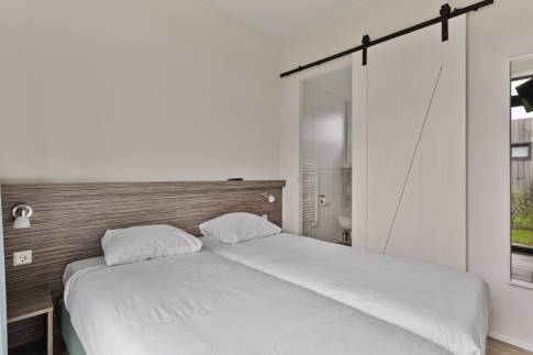 The Slaapkamer 2 of nr. 039 - Lodge 4B in Landal Park Wijdenes