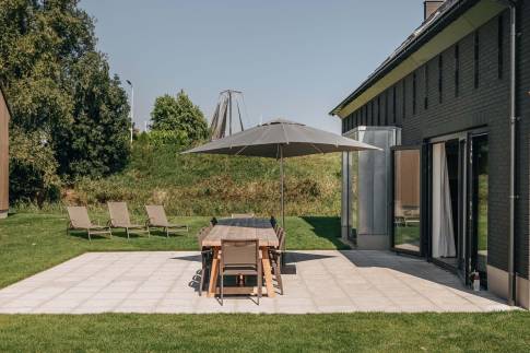 The Terras of Type Familievilla 16 - nr. 3 in Landal Park Veerse Kreek