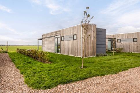 The Buiten of nr. 037 - Lodge 4B in Landal Park Wijdenes