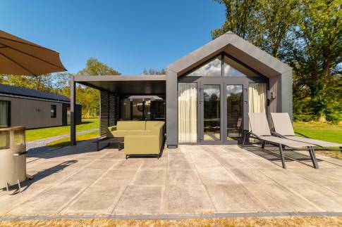 The Buiten of Type Jonkheer - 6L2 Waterlocatie in Landal Landgoed Bourtange