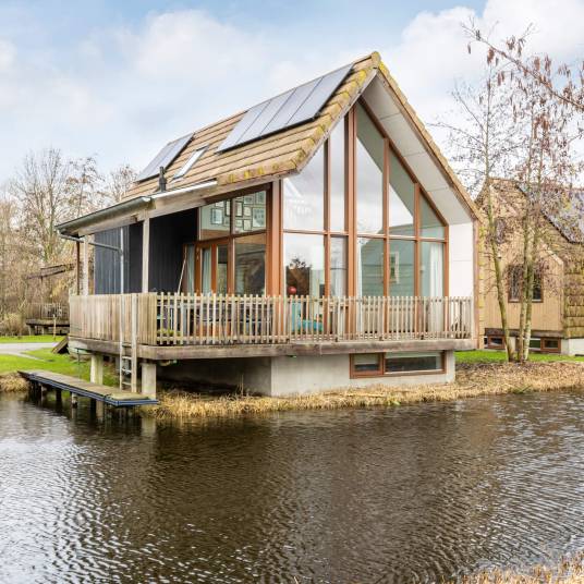 The Buiten of Type Vogelenzang 8C - nr. 140 in Landal De Reeuwijkse Plassen